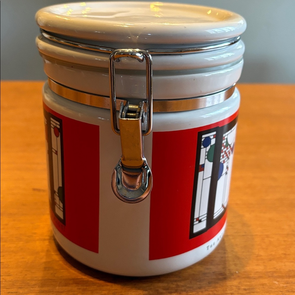 Preowned Frank Lloyd Wright cookie jar - Picture 3 of 10